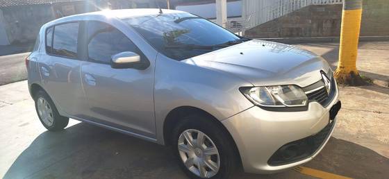 RENAULT SANDERO 1.6 16V SCE FLEX EXPRESSION MANUAL RENAULT SANDERO 1.6 16V SCE FLEX EXPRESSION MANUAL